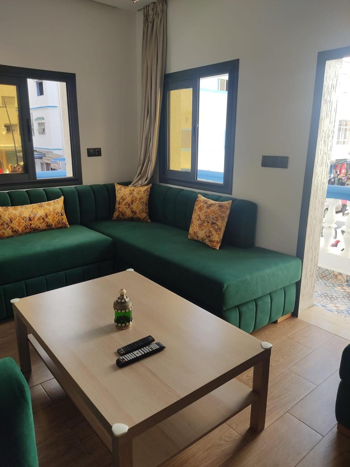 Appartement En M'Diq Centre Ville Pres De La Plage Экстерьер фото