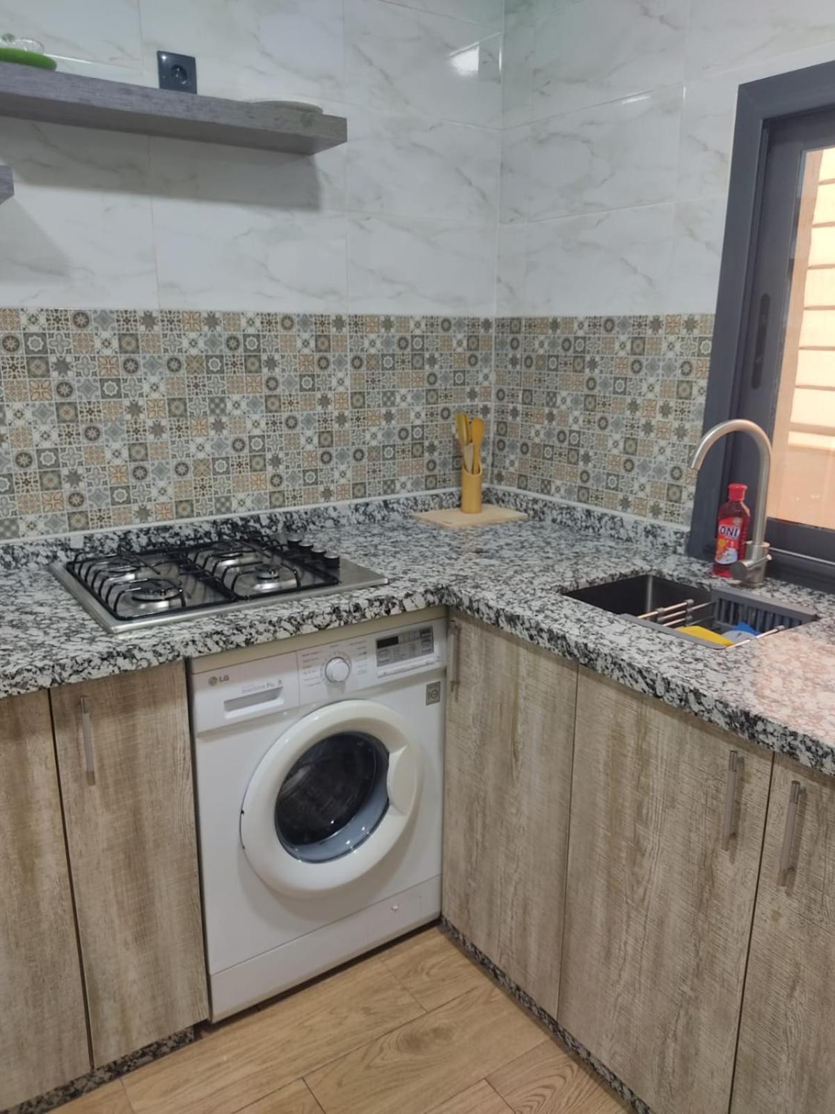 Appartement En M'Diq Centre Ville Pres De La Plage Экстерьер фото
