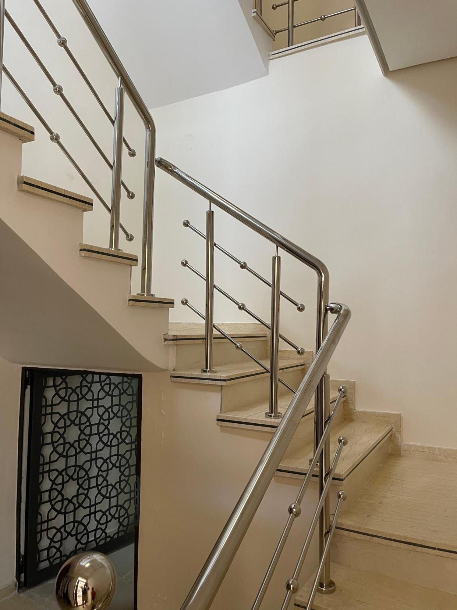 Appartement En M'Diq Centre Ville Pres De La Plage Экстерьер фото